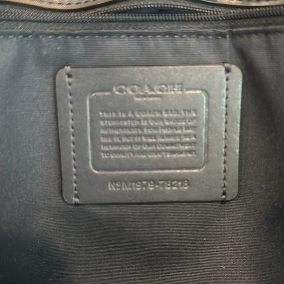 Coach 78218 Signature Chain Central Tote - Picture 4 of 9